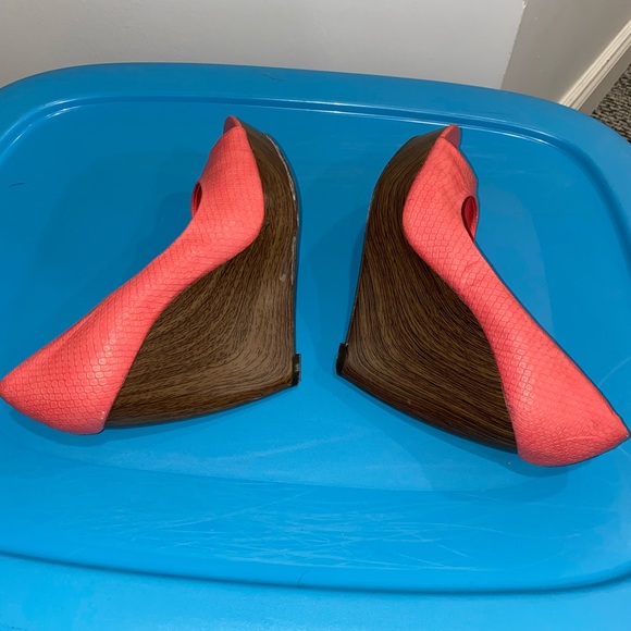Summer coral wedge shoes - Picture 7 of 9